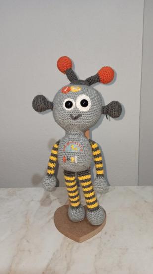 AMİGURUMİ, HANDMADE, EL YAPIMI, ORGANİK OYUNCAK, OYUNCAK ROBOT, ROBOT OYUNCAK, 